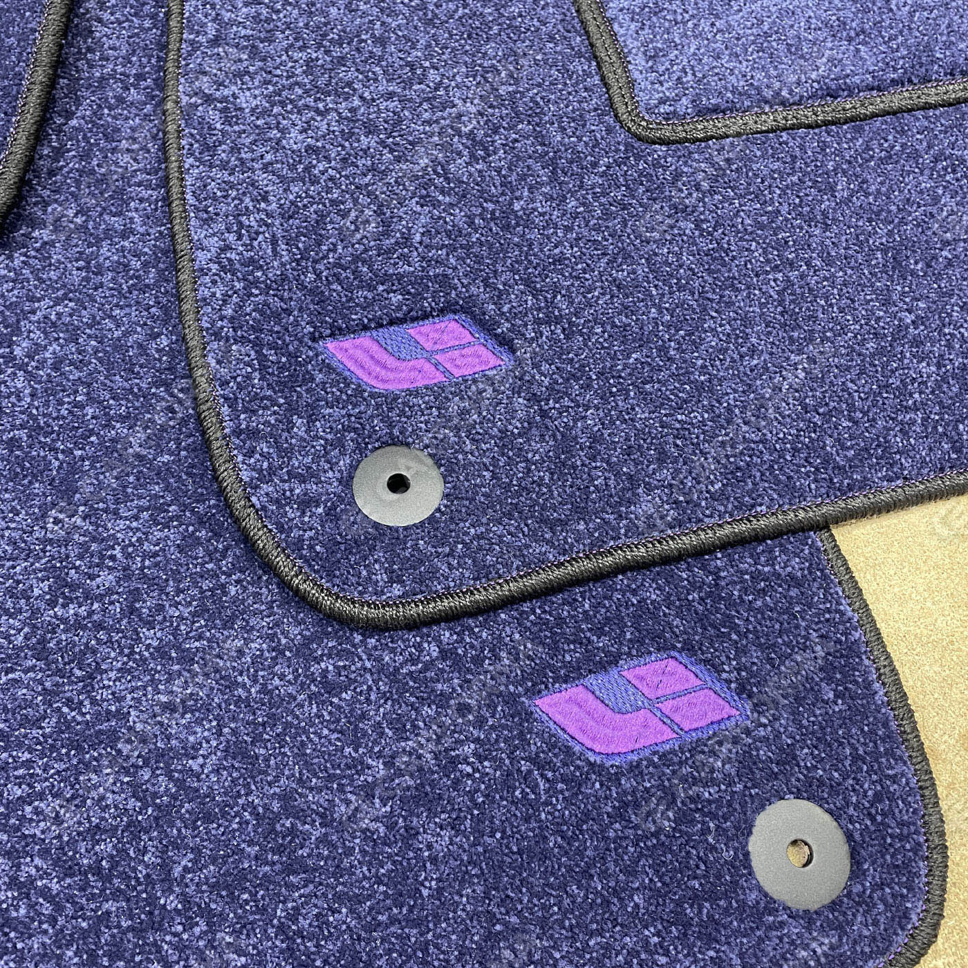 Коврики на Li L9 2022&nbsp;-&nbsp;2026 в Симферополе