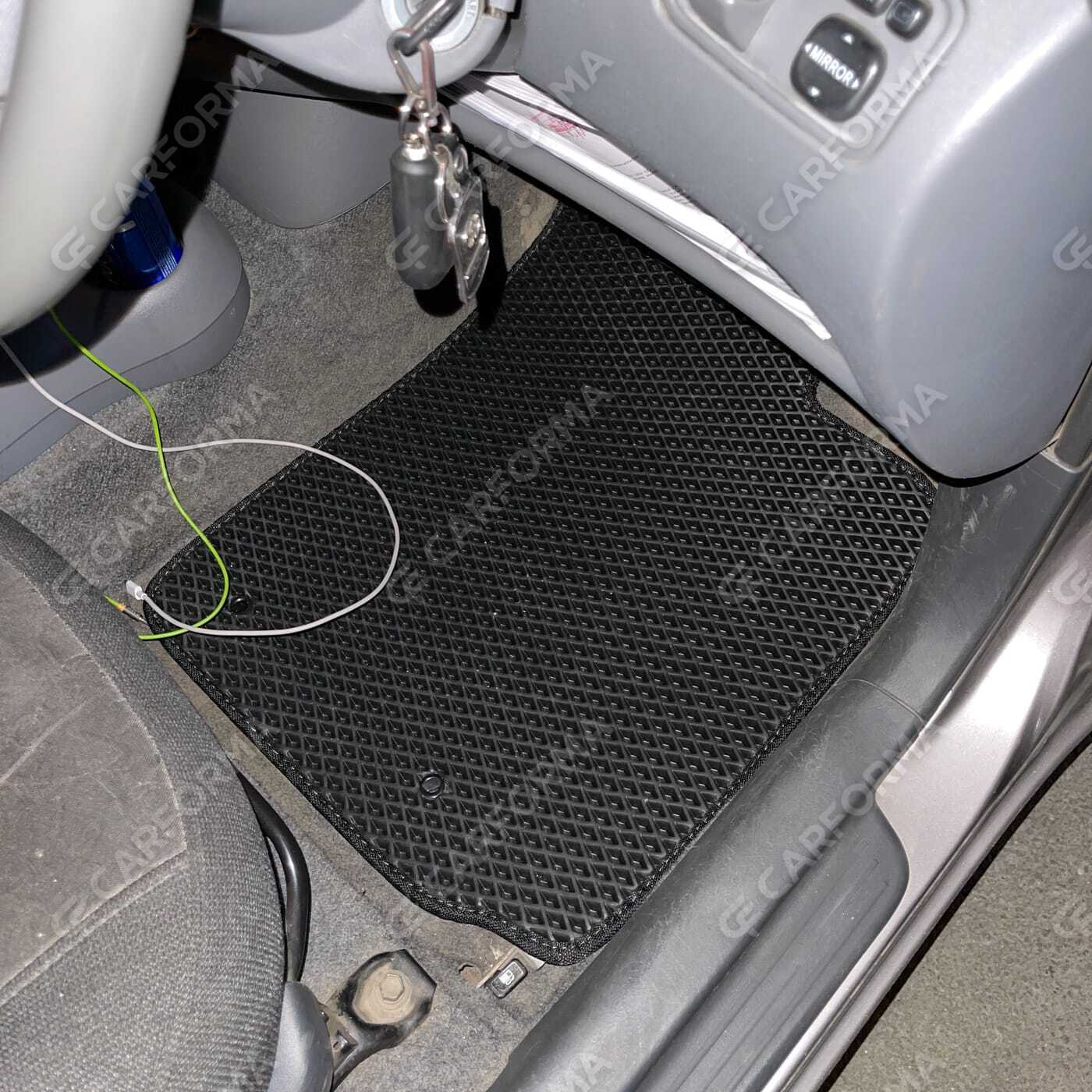 Ворсовые коврики на Toyota Vitz I 1998&nbsp;-&nbsp;2005 в Симферополе