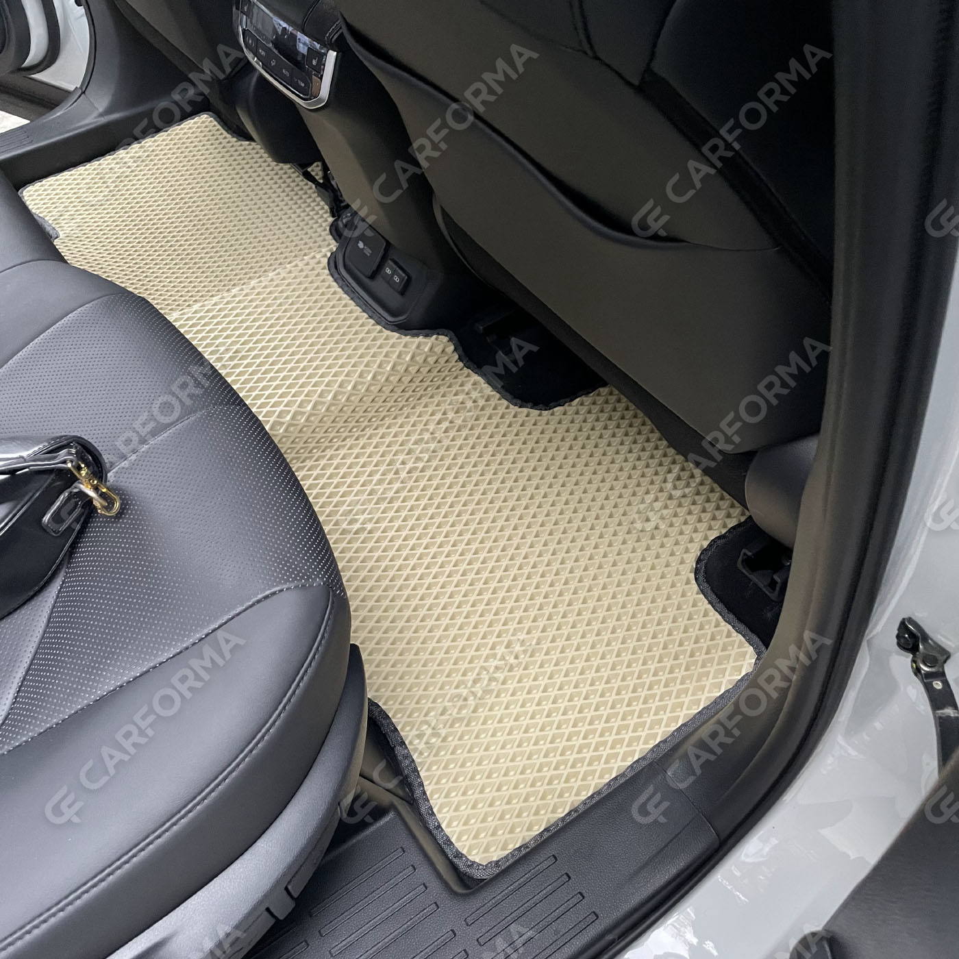 Ворсовые коврики на Toyota Highlander IV 2019&nbsp;-&nbsp;2026 в Симферополе