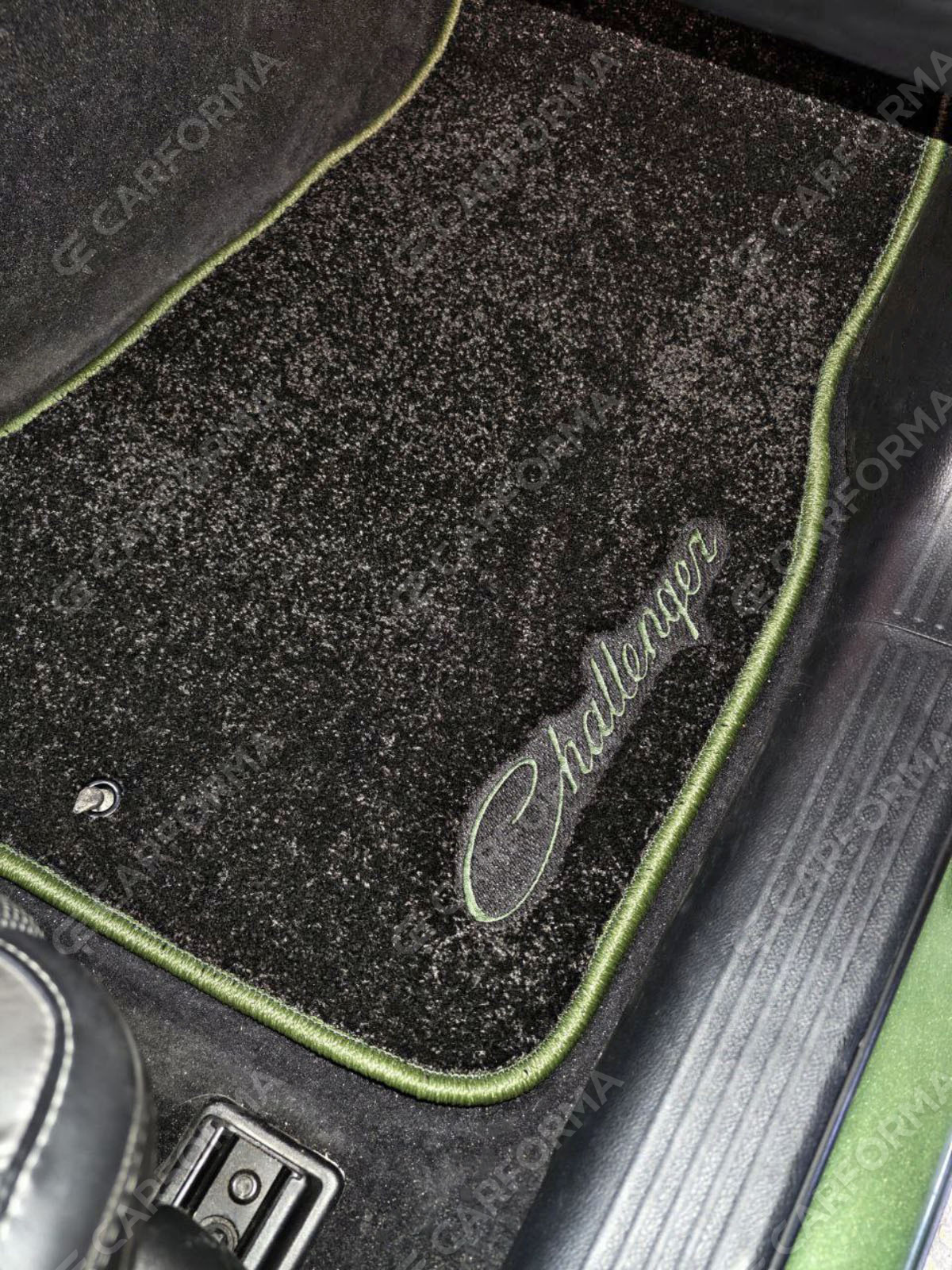 Коврики на Dodge Challenger III 2008&nbsp;-&nbsp;2023 в Симферополе