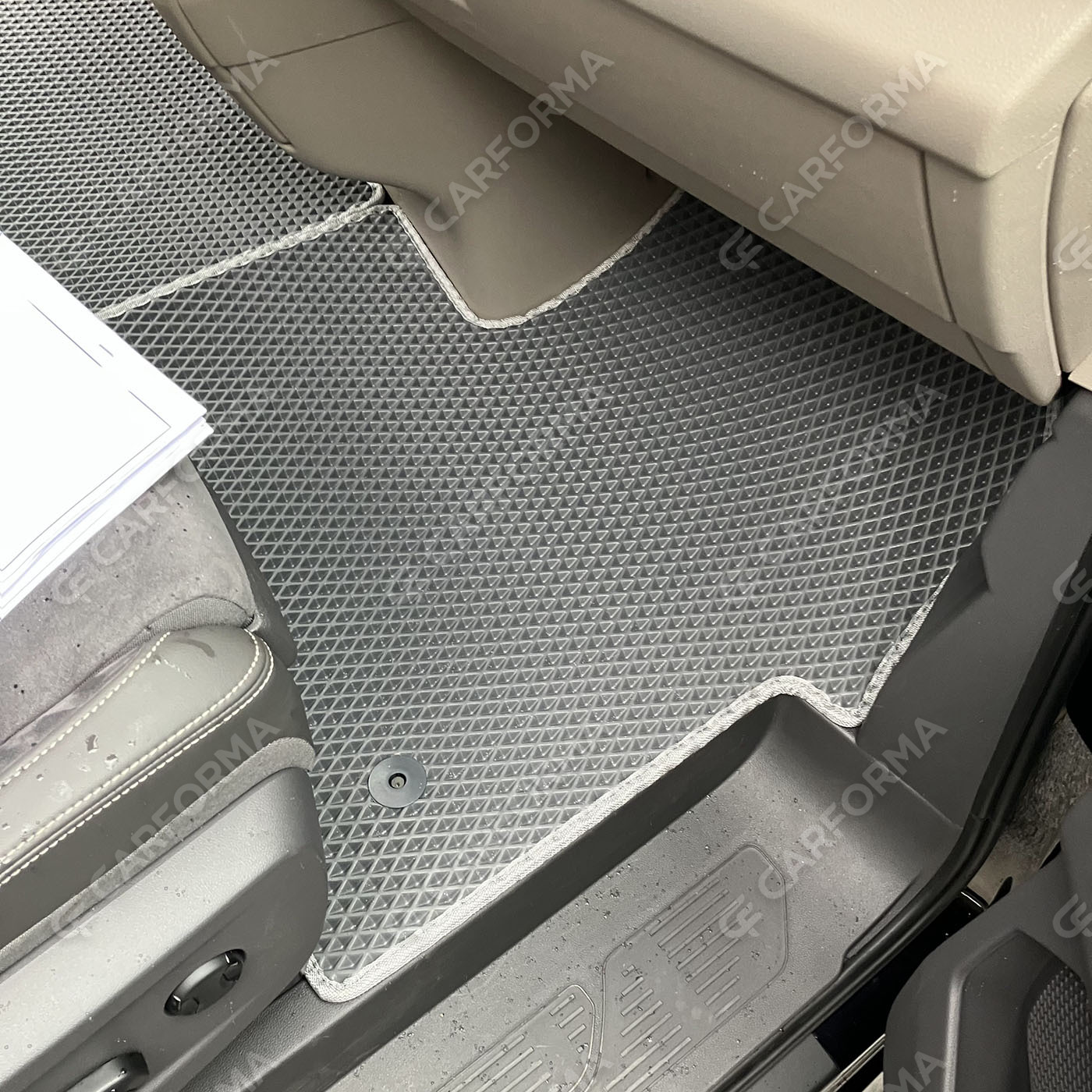 Коврики на Volkswagen Multivan (T7) 2021&nbsp;-&nbsp;2026 в Симферополе