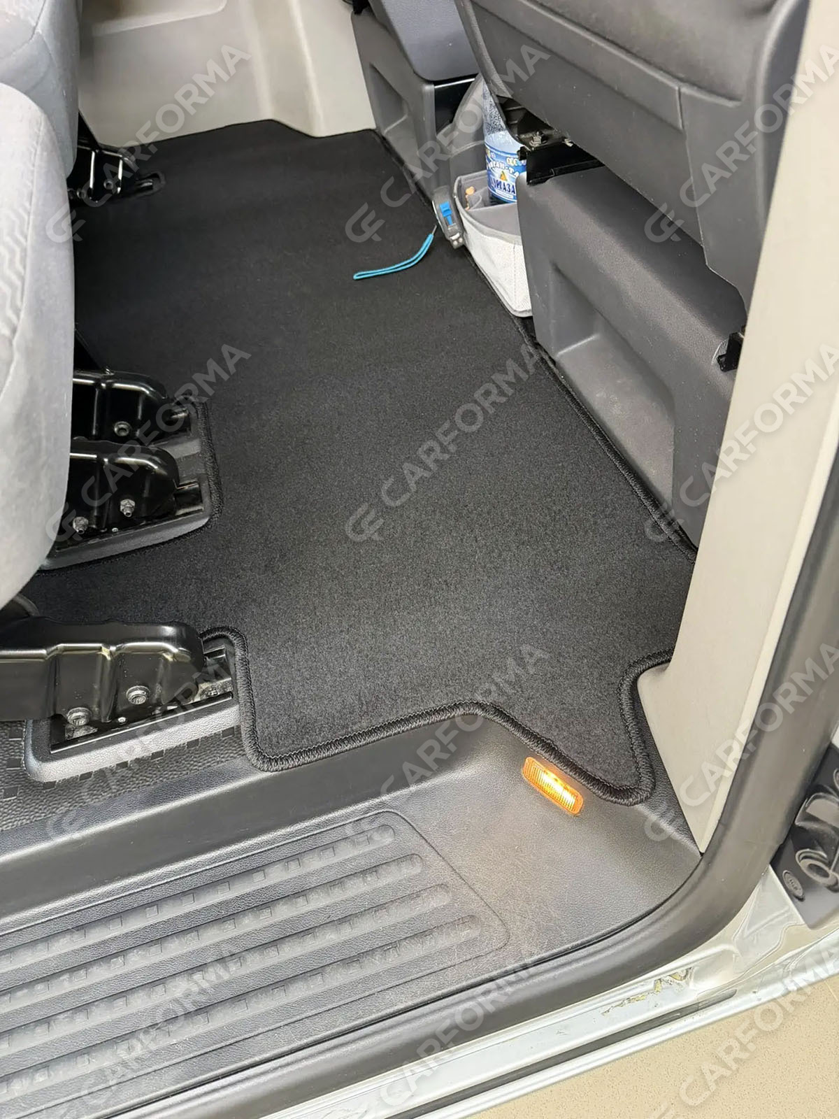Водительские ворсовые коврики  Volkswagen Caravelle (T5) 2003&nbsp;-&nbsp;2015 в Симферополе