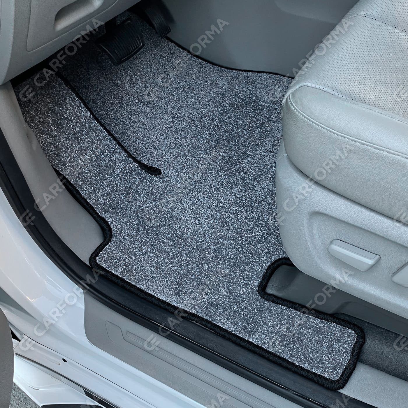 Ворсовые коврики на KIA Carnival III 7 мест 2014&nbsp;-&nbsp;2021 в Симферополе