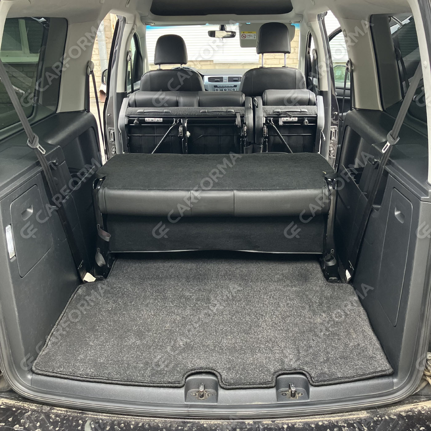 Коврики на Volkswagen Caddy (2K) 2003&nbsp;-&nbsp;2020 в Симферополе