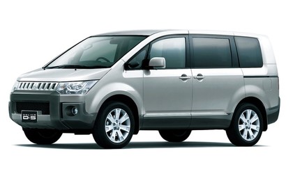Коврики на Mitsubishi Delica D:5 2007 - 2025 в Симферополе