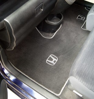 Коврики на Honda Zest 2006 - 2012 в Симферополе