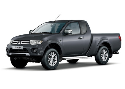 Коврики на Mitsubishi L200 IV 2006 - 2016 в Симферополе