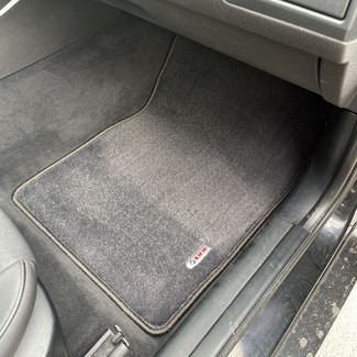 Коврики на BMW X3 (E83) 2003 - 2011 в Симферополе