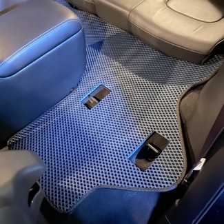 Коврики на Infiniti QX56 II 2010 - 2014 в Симферополе