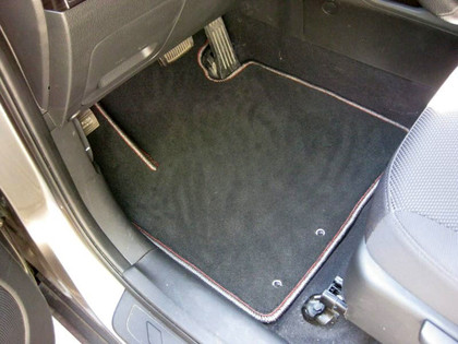 Коврики на KIA Sorento II 2009 - 2012 в Симферополе