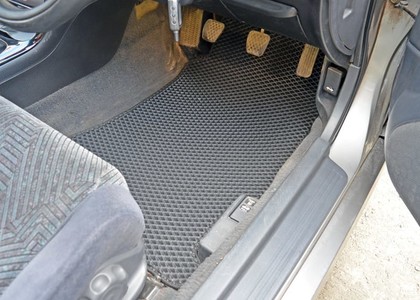 Коврики на Honda Accord VI 1997 - 2002 в Симферополе