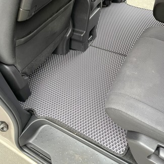 Коврики на Nissan Serena (C27) 2016 - 2022 в Симферополе