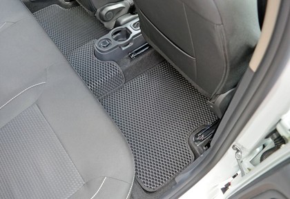 Коврики на Renault Duster I 2011 - 2021 в Симферополе