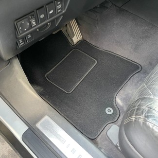 Коврики на Infiniti QX70 2013 - 2019 в Симферополе