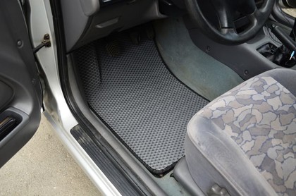 EVA коврики на Toyota Avensis I 1997 - 2002 в Симферополе