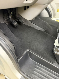 Водительские eva коврики Volkswagen Transporter (T5) 2003 - 2015 в Симферополе Водительские eva коврики Volkswagen Transporter (T5) 2003 - 2015 в Симферополе