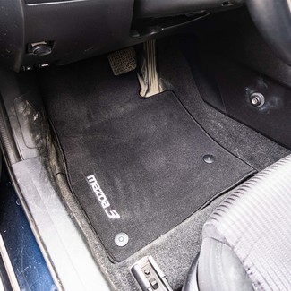 Ворсовые коврики на Mazda 3 2013 - 2019 в Симферополе