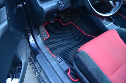 Коврики на Honda Civic VII 3d 2001 - 2006 в Симферополе