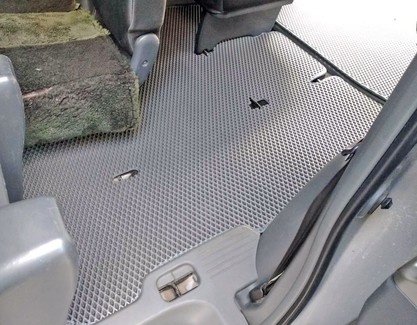 Коврики на Toyota Voxy (R70) 2007 - 2013 в Симферополе
