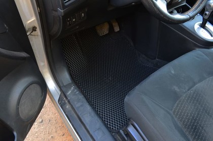 Ворсовые коврики на Nissan X-Trail II 2007 - 2015 в Симферополе