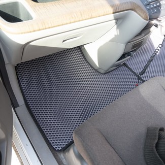 EVA коврики на Honda StepWGN V 2015 - 2021 в Симферополе