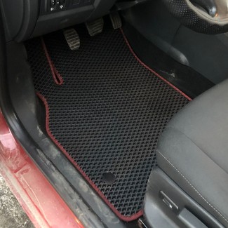 Коврики на Renault Megane III 2008 - 2016 в Симферополе
