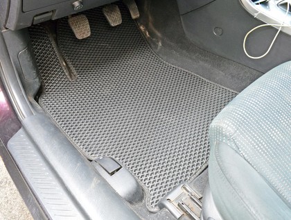 Коврики на Mazda 6 2002 - 2008 в Симферополе