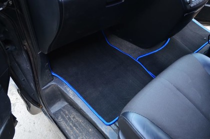 EVA коврики на Nissan Elgrand (E51) 2002 - 2010 в Симферополе