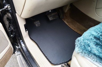 Коврики на Cadillac Escalade II 2002 - 2007 в Симферополе