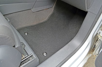 Коврики на Volkswagen Touran 2003 - 2015 в Симферополе