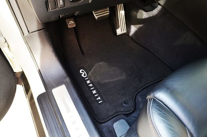 Коврики на Infiniti QX70 2013 - 2019 в Симферополе