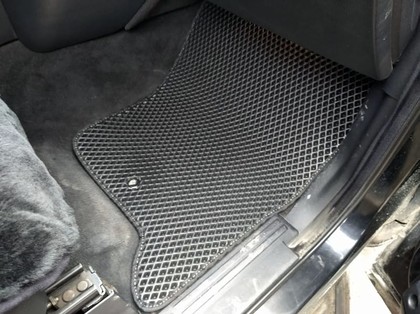 Коврики на Land Rover Discovery III 2004 - 2009 в Симферополе