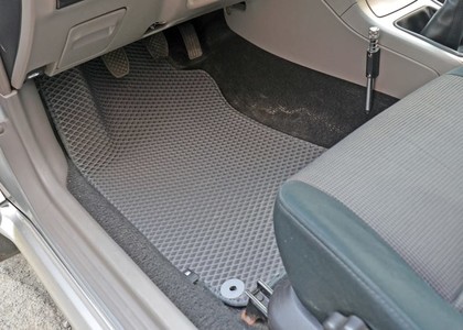 EVA коврики на Subaru Forester II 2002 - 2008 в Симферополе