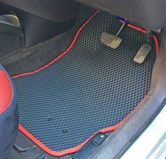 EVA коврики на Toyota iQ 2008 - 2016 в Симферополе