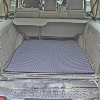 Коврики на Land Rover Discovery II 1998 - 2004 в Симферополе