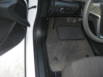 Коврики на Opel Astra J 2009 - 2015 в Симферополе