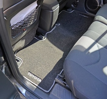Коврики на Toyota Rav4 III 2006 - 2013 в Симферополе