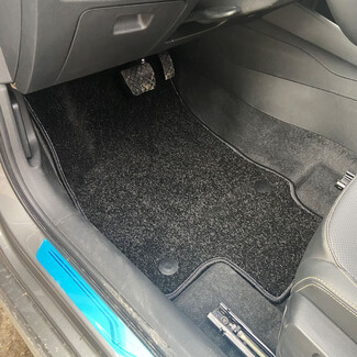 Ворсовые коврики на Audi Q2L 2016&nbsp;-&nbsp;2026 в Симферополе