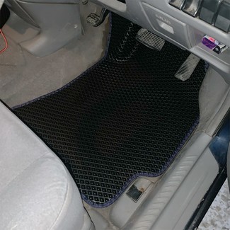Коврики на Mazda Premacy I 1999 - 2005 в Симферополе