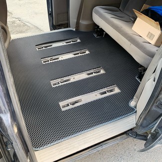 EVA коврики на Dodge Caravan (RG) 2000 - 2007 в Симферополе