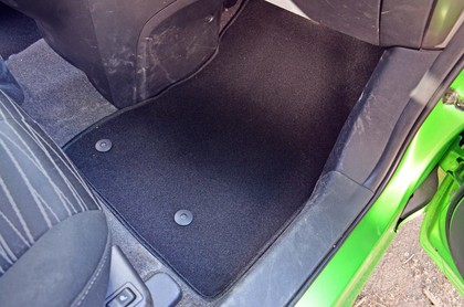 Коврики на Mazda 2 2007 - 2015 в Симферополе