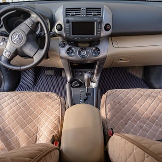 Коврики на Toyota Rav4 III 2006 - 2013 в Симферополе