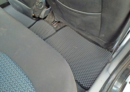 Коврики на Renault Clio II 1998 - 2005 в Симферополе
