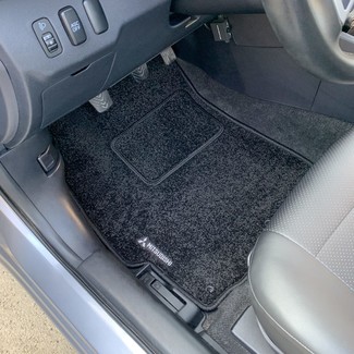 Коврики на Mitsubishi Lancer X 2007 - 2017 в Симферополе