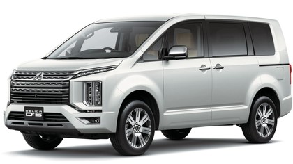 Коврики на Mitsubishi Delica D:5 2007 - 2025 в Симферополе