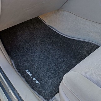 Коврики на Toyota Mark II Wagon Blit 2002 - 2007 в Симферополе