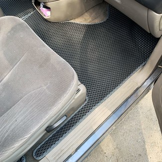 Ворсовые коврики на Chrysler Grand Voyager (RG) 2000 - 2008 в Симферополе
