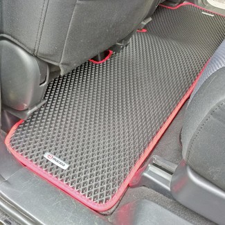Коврики на Mazda Premacy II 2005 - 2010 в Симферополе