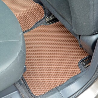 Коврики на Nissan Qashqai+2 (J10) 2008 - 2013 в Симферополе