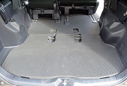 Коврики на Toyota Voxy (R80) 2014 - 2021 в Симферополе